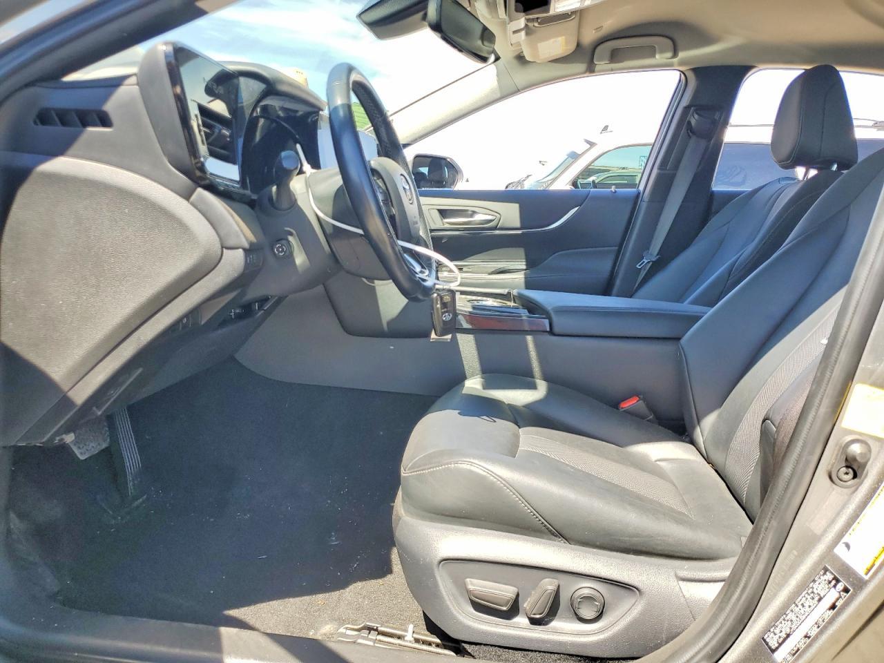 2021 Toyota Mirai Xle - zdjęcie 7
