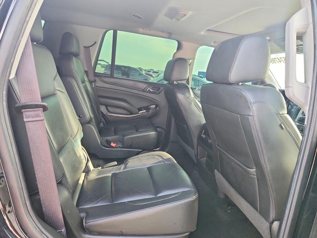 2016 Chevrolet Tahoe K1500 Lt - zdjęcie 10
