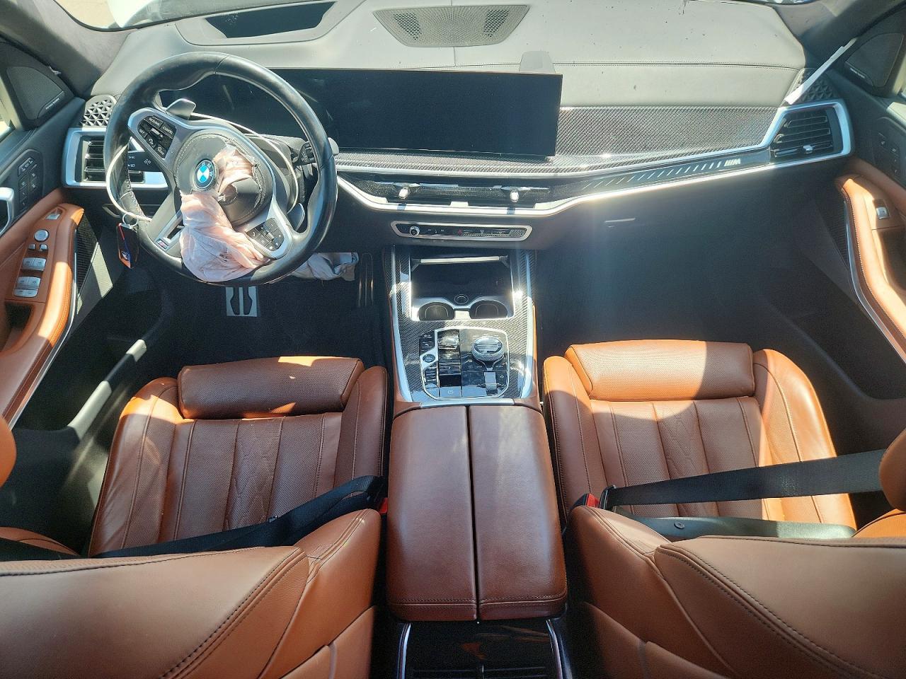 2024 BMW X7 - zdjęcie 8