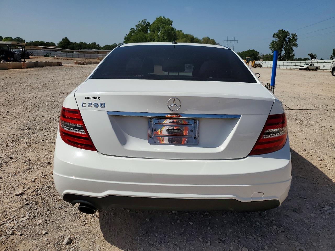 2014 Mercedes-Benz C 250 - zdjęcie 11