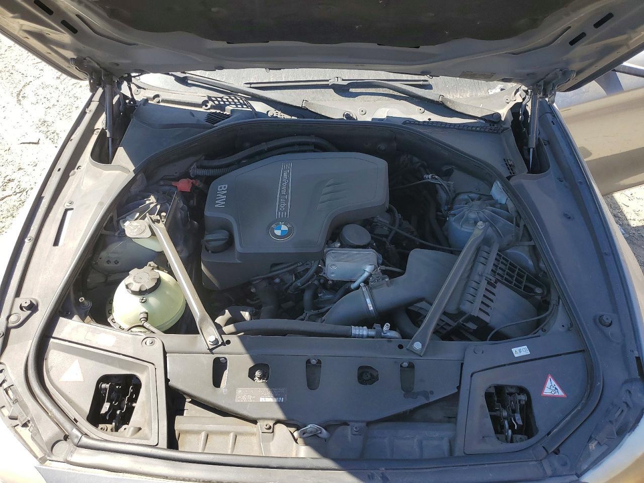 2013 BMW 528 I - zdjęcie 11