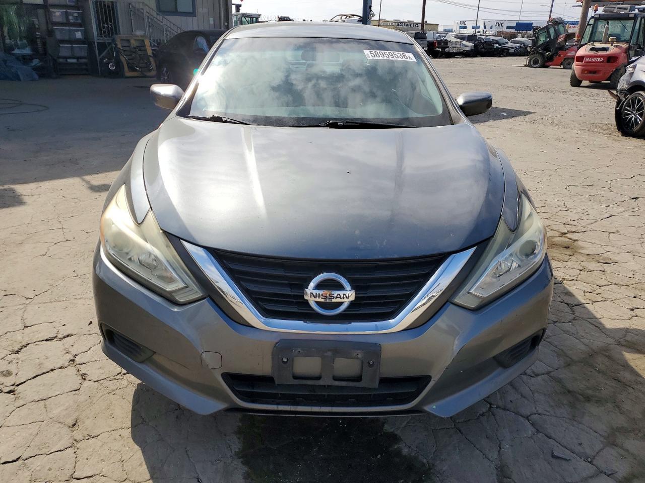 2016 Nissan Altima 2.5 S - zdjęcie 5