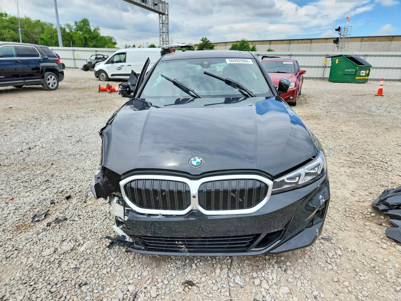2026 BMW 330Xi - zdjęcie 5