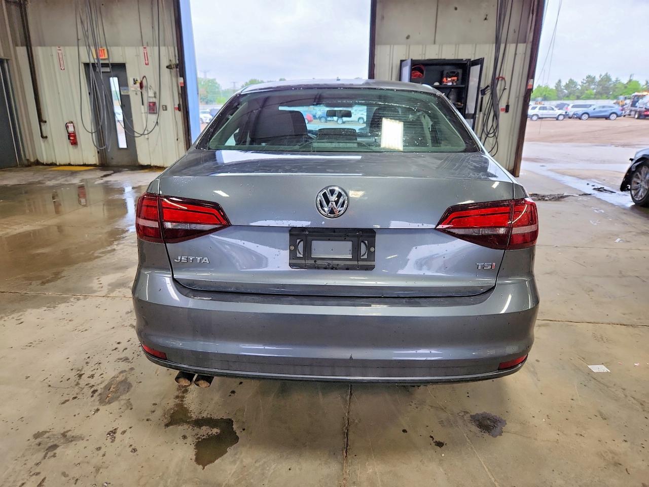 2016 Volkswagen Jetta S - zdjęcie 6