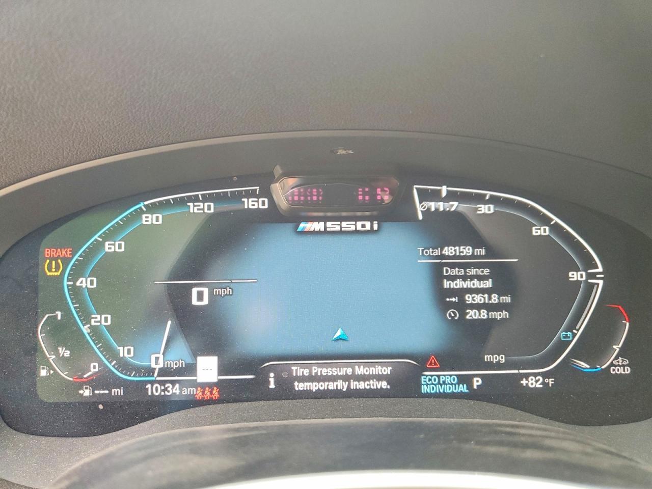 2021 BMW Seria 5 M550i - zdjęcie 9
