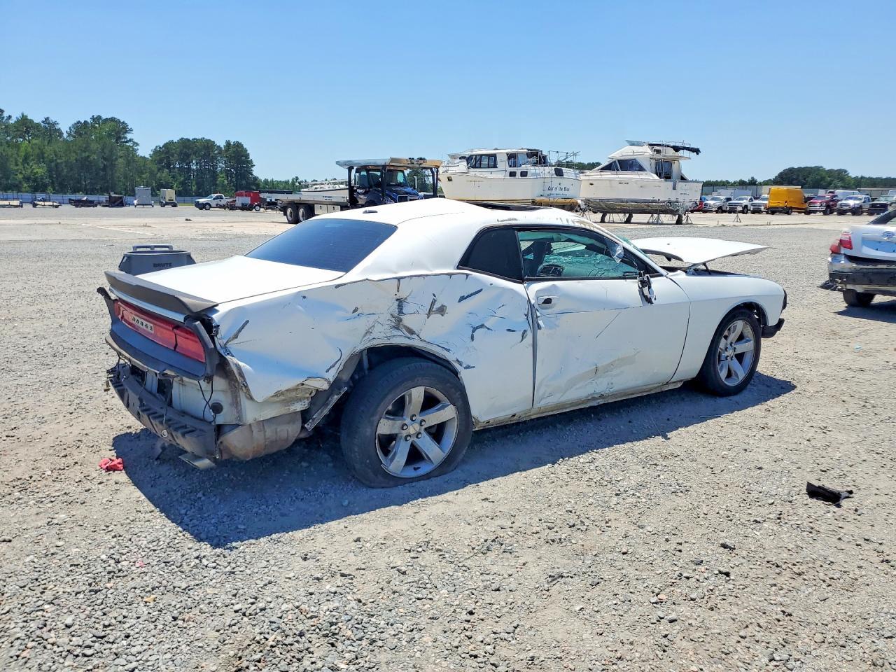 2014 Dodge Challenger Sxt - zdjęcie 3