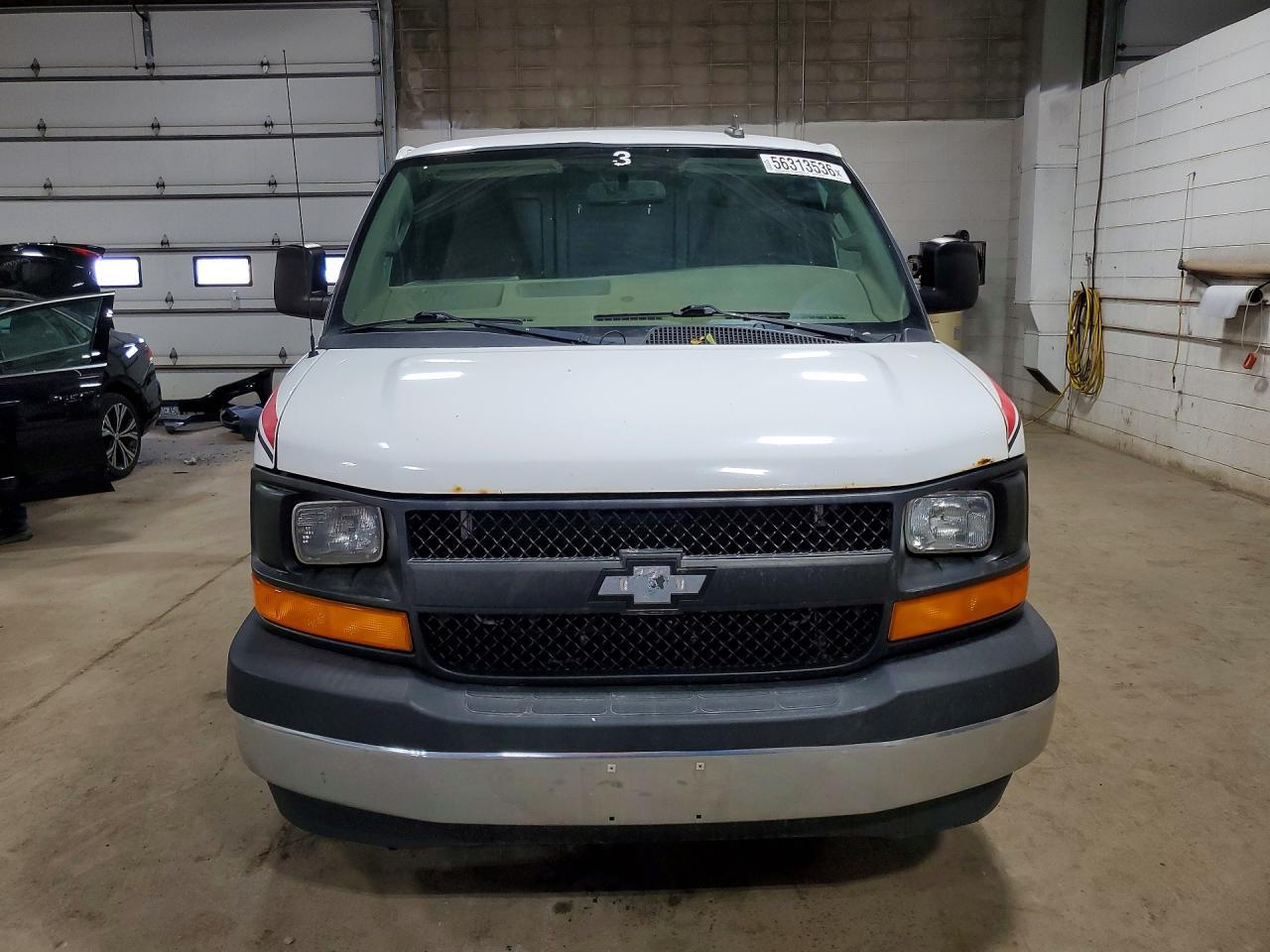2017 Chevrolet Express G2500 - zdjęcie 5