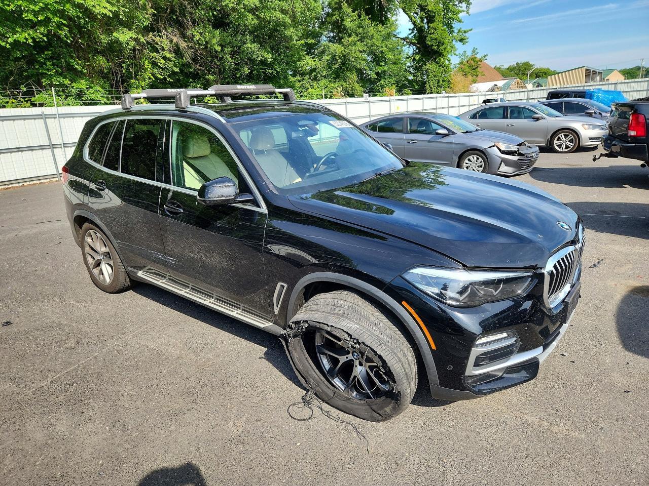 2021 BMW X5 xDrive40I - zdjęcie 4