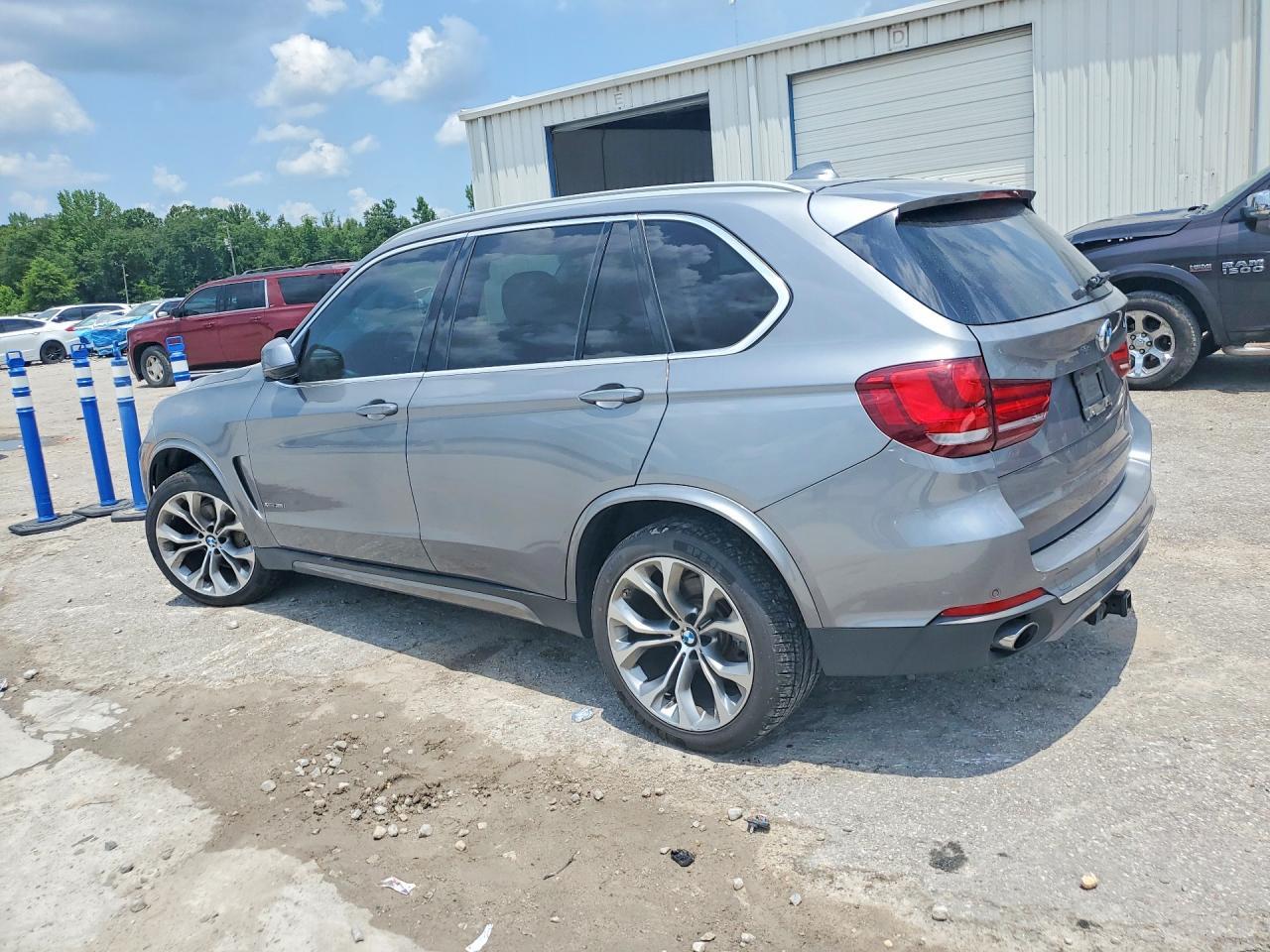 2014 BMW X5 xDrive35I - zdjęcie 2