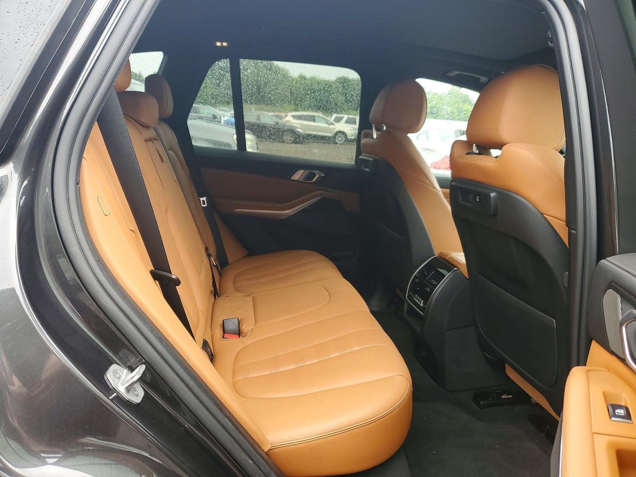 2021 BMW X5 xDrive45E - zdjęcie 11