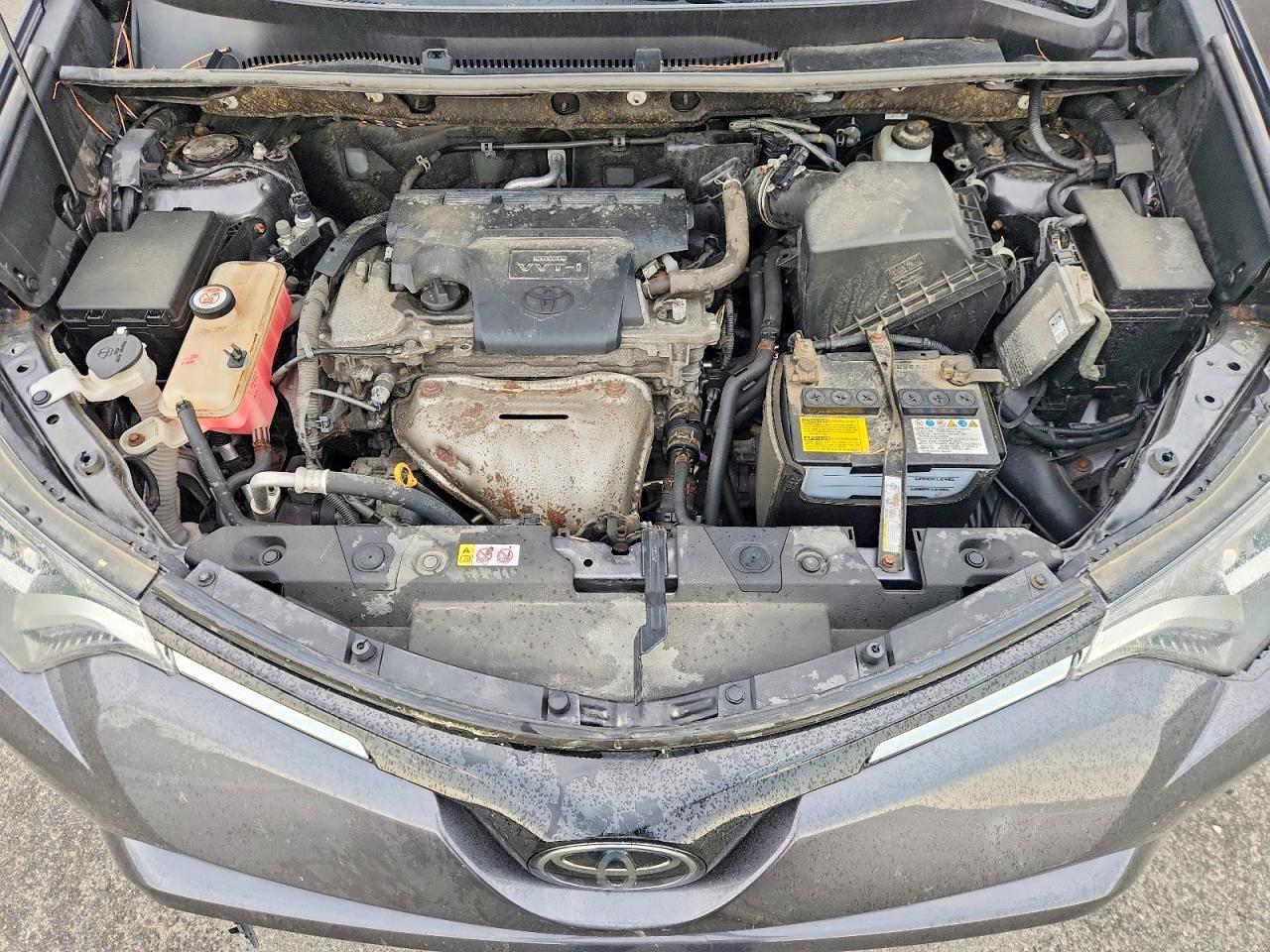 2018 Toyota Rav4 Le - zdjęcie 11