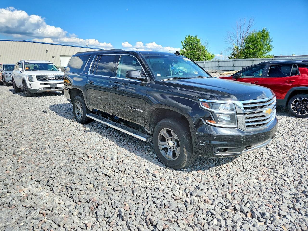 2015 Chevrolet Suburban K1500 Lt - zdjęcie 4
