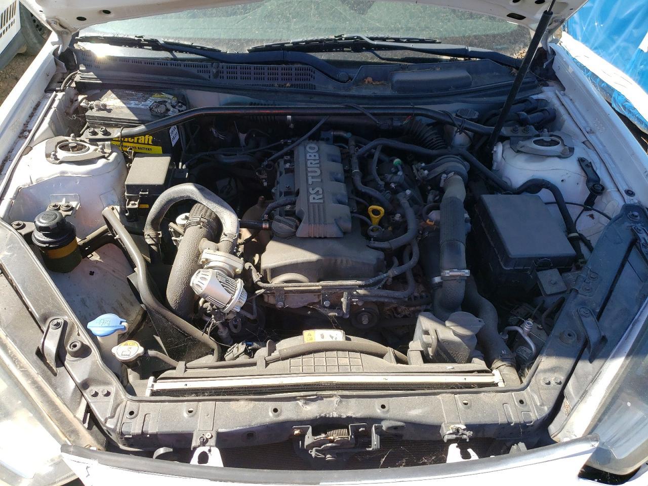 2014 Hyundai Genesis Coupe 2.0T Premium - zdjęcie 11