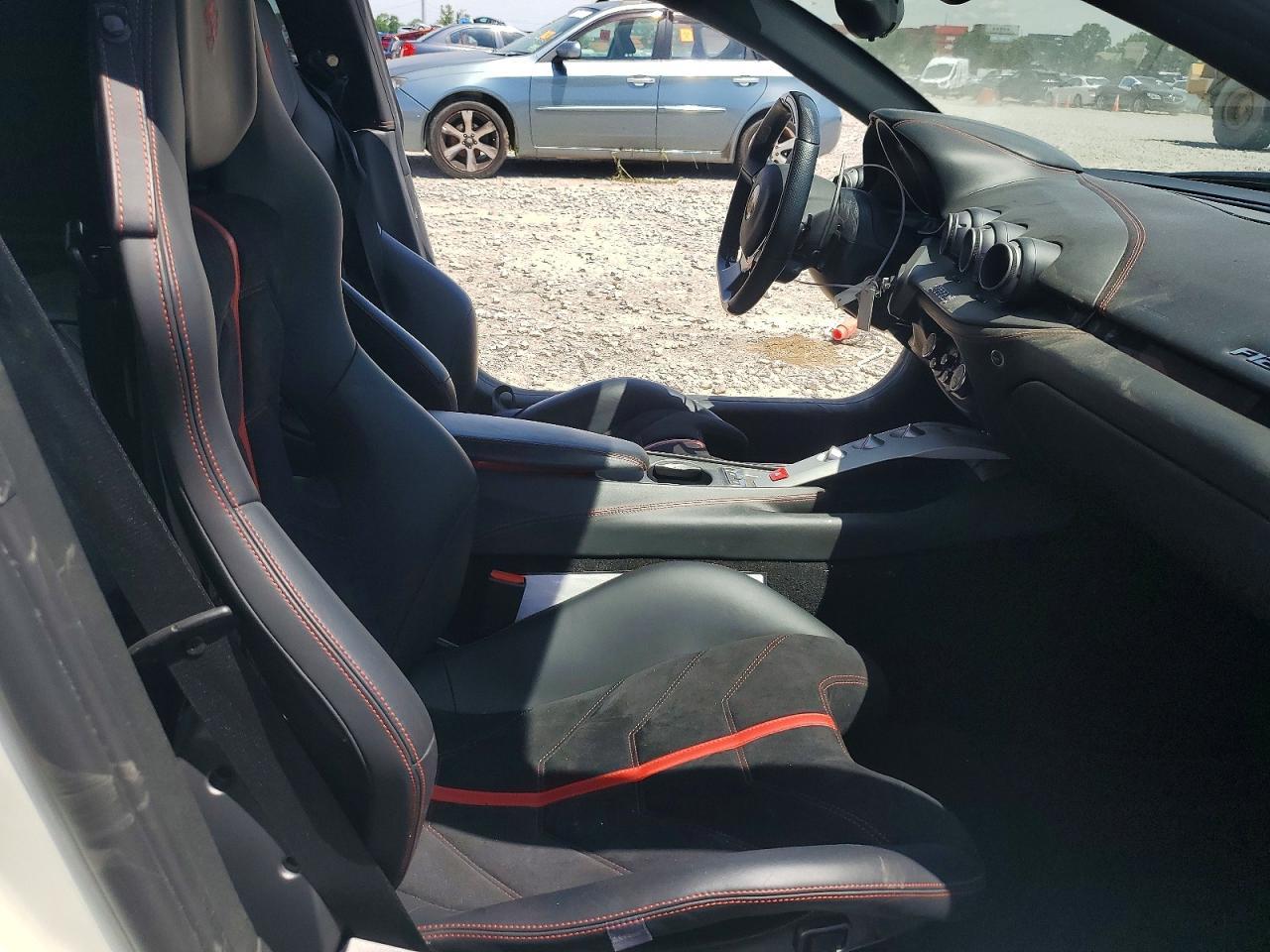 2014 Ferrari F12 Berlinetta - zdjęcie 10