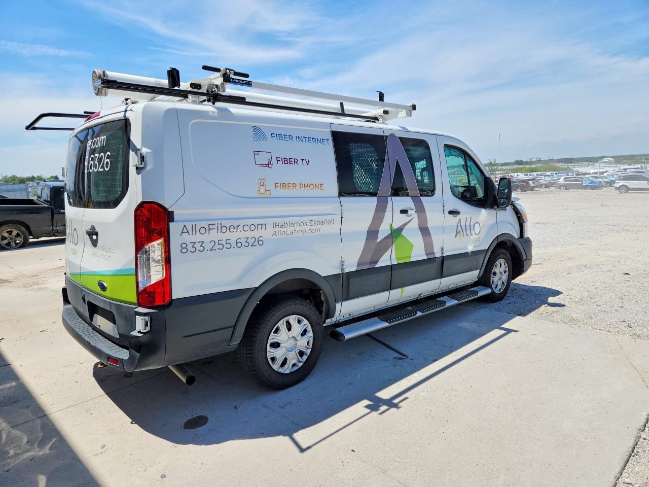 2022 Ford Transit T-250 - zdjęcie 3