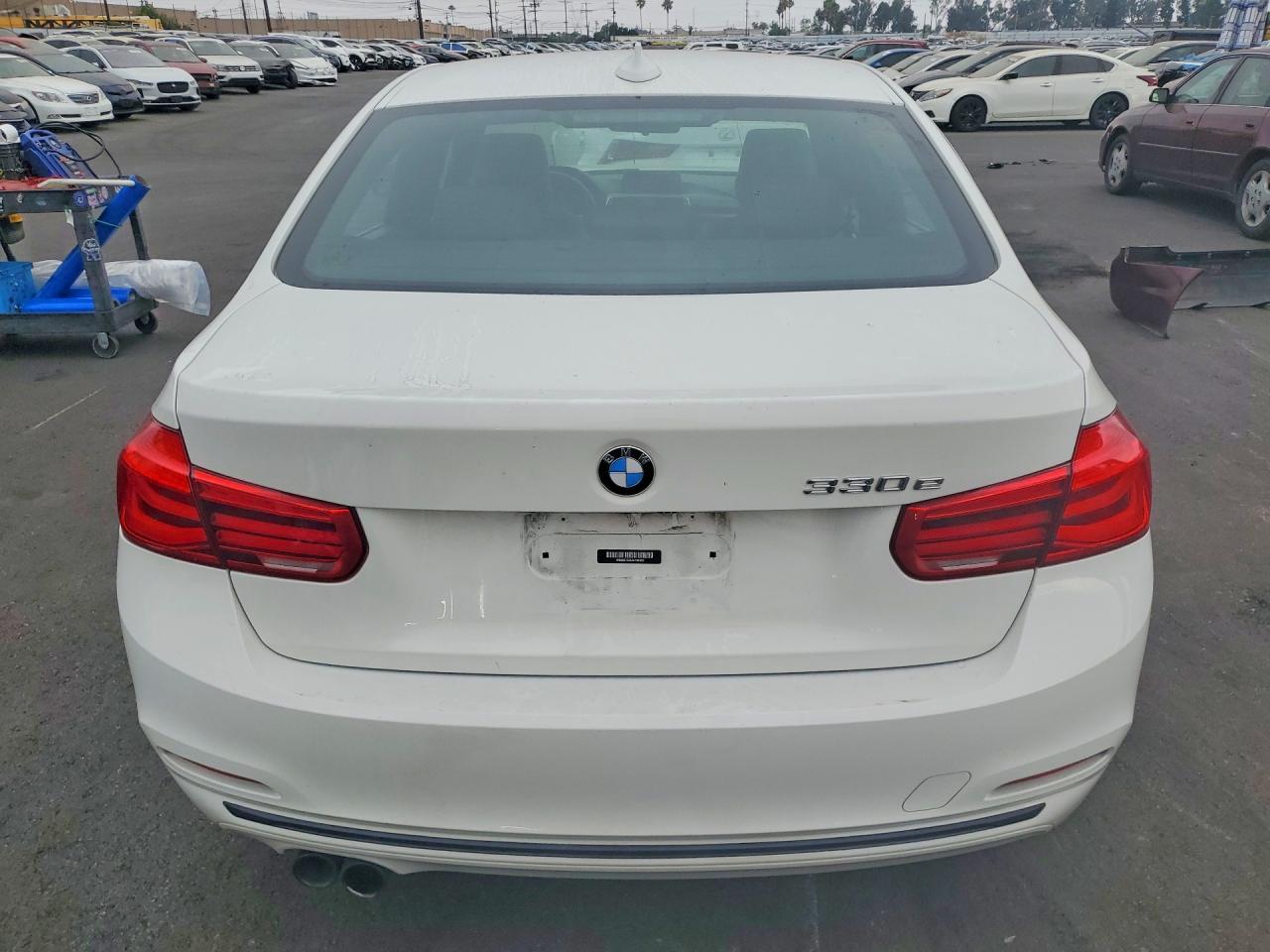 2018 BMW 330E - zdjęcie 6