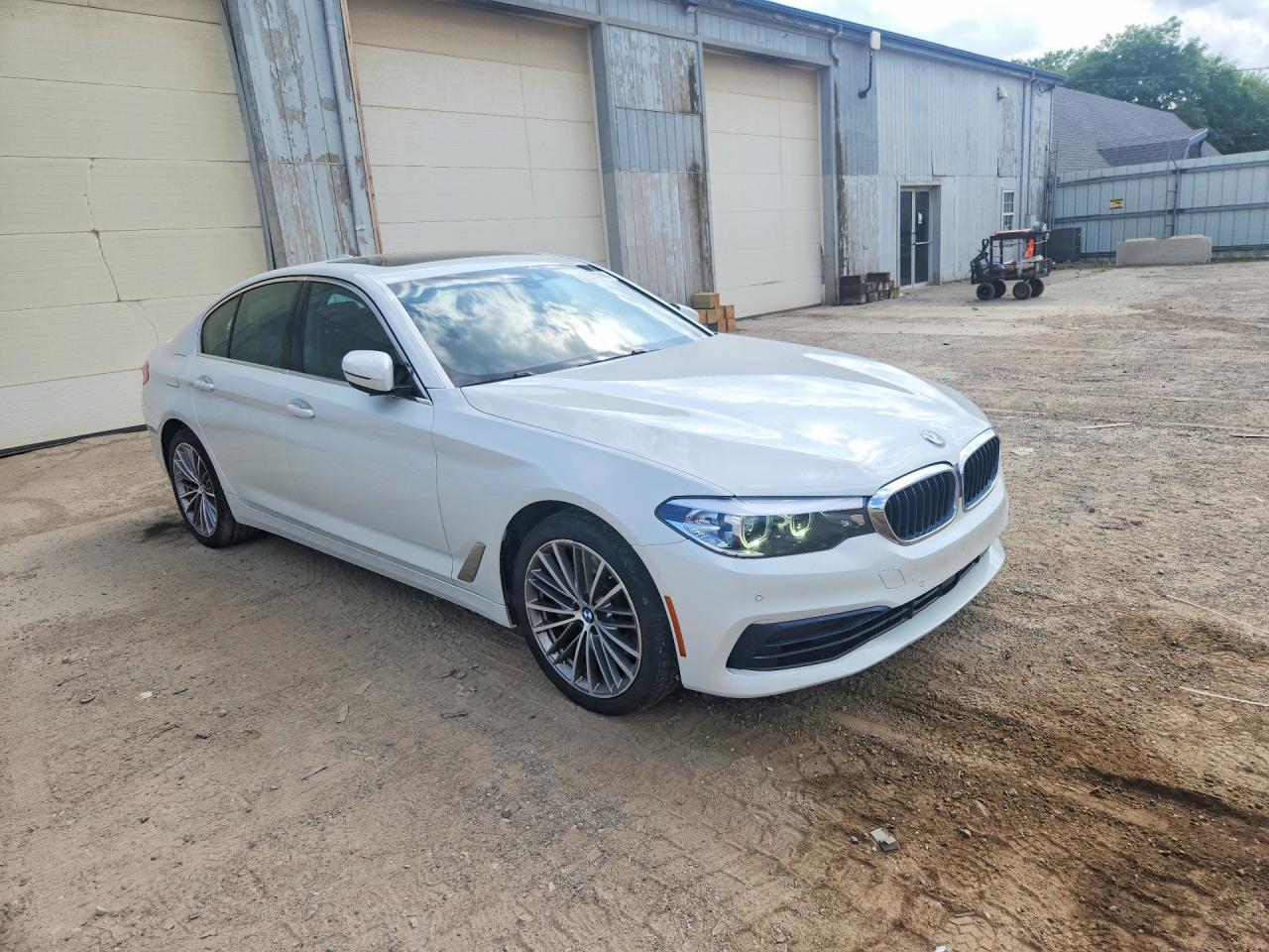 2020 BMW 530 Xi - zdjęcie 4