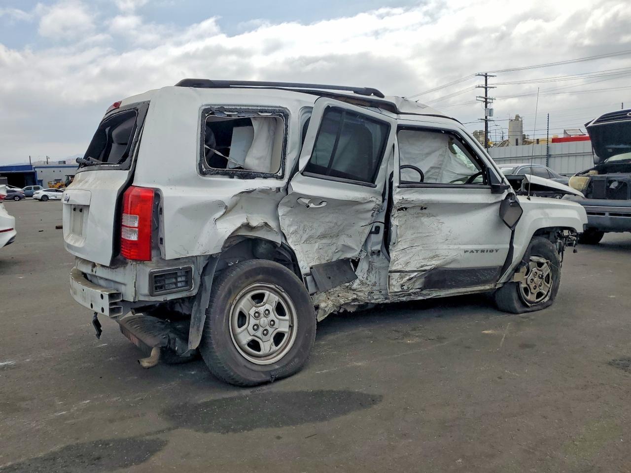 2014 Jeep Patriot Sport - zdjęcie 3