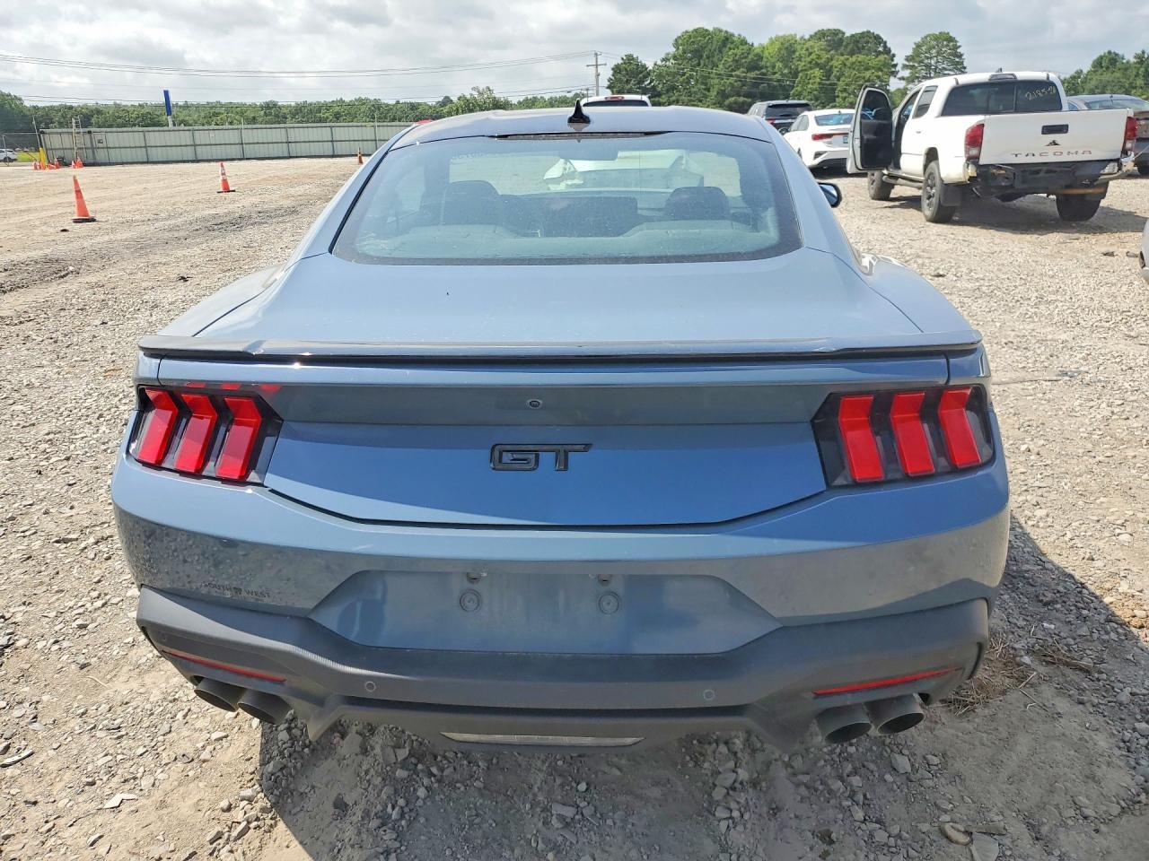 2024 Ford Mustang Gt - zdjęcie 6