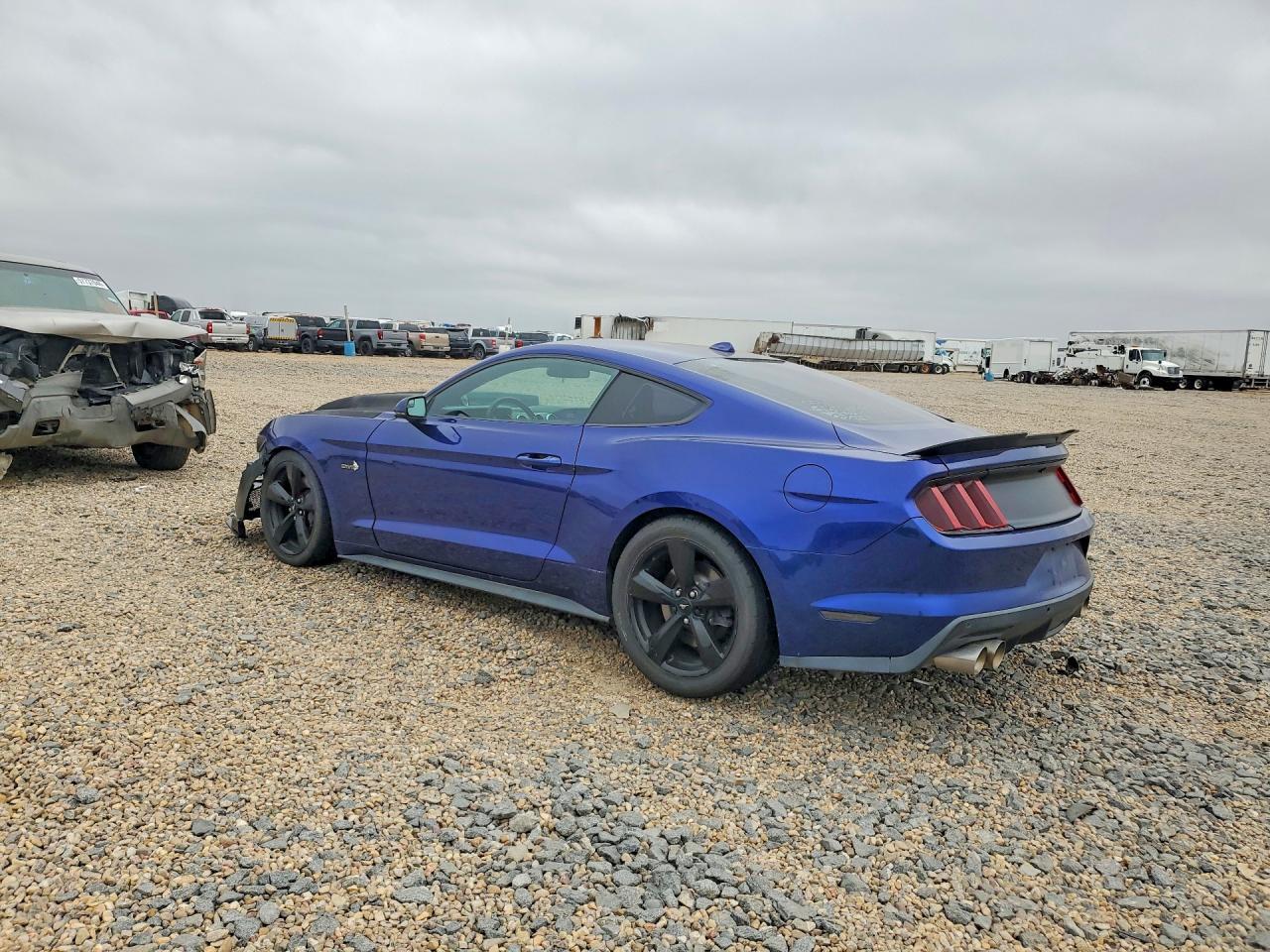 2016 Ford Mustang Gt - zdjęcie 2
