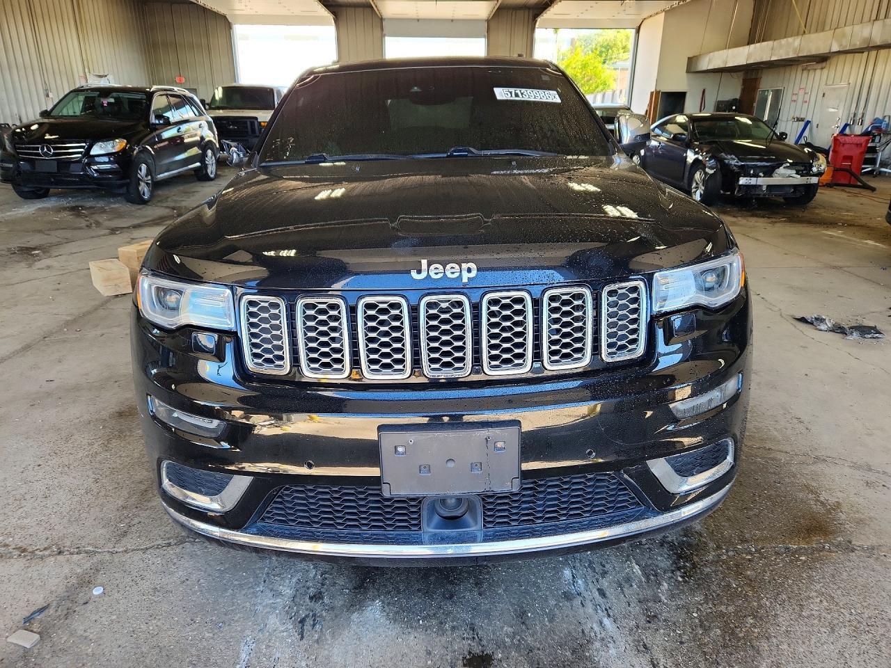 2017 Jeep Grand Cherokee Summit - zdjęcie 5