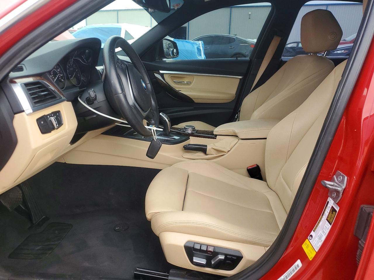 2017 BMW 330 I - zdjęcie 7