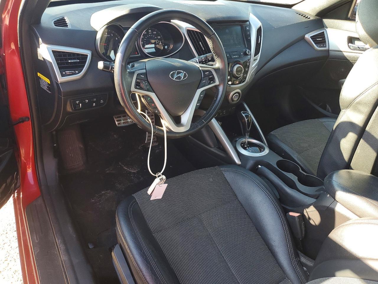2016 Hyundai Veloster Base - zdjęcie 8