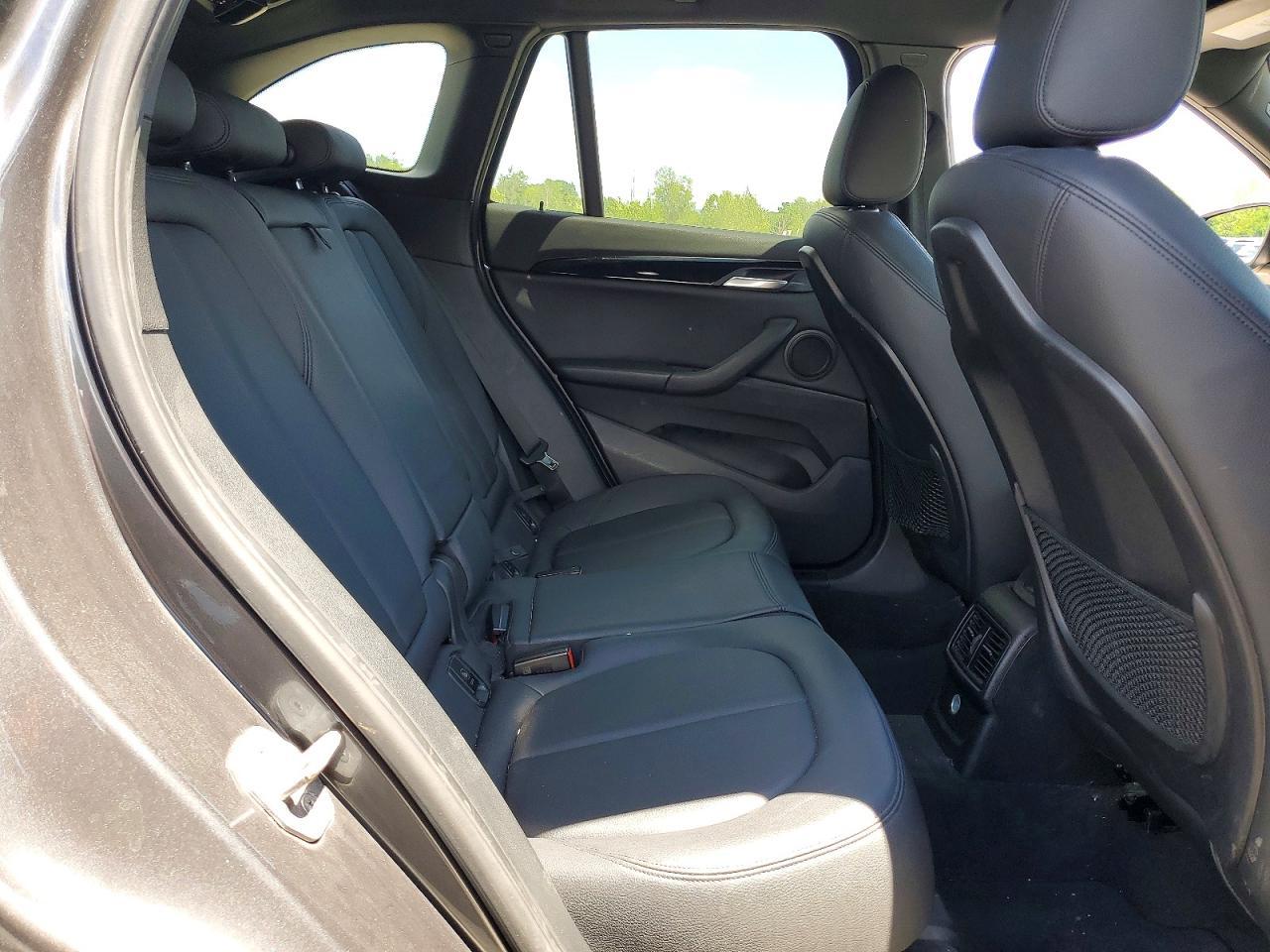 2016 BMW X1 xDrive28I - zdjęcie 11