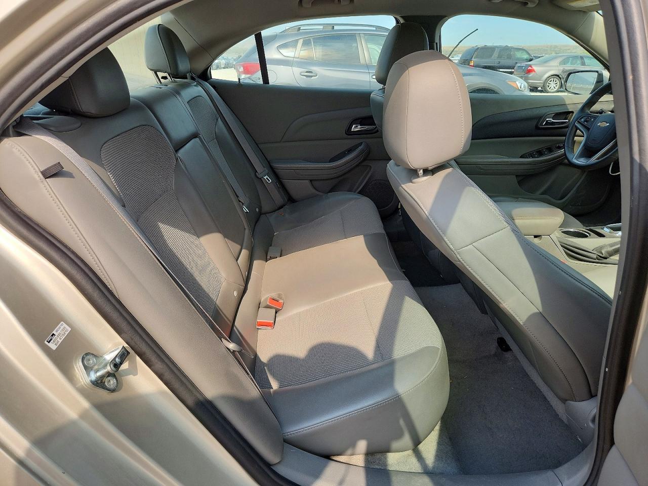 2015 Chevrolet Malibu 1Lt - zdjęcie 10