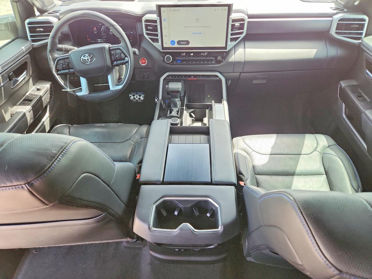 2024 Toyota Tundra Platinum - zdjęcie 8