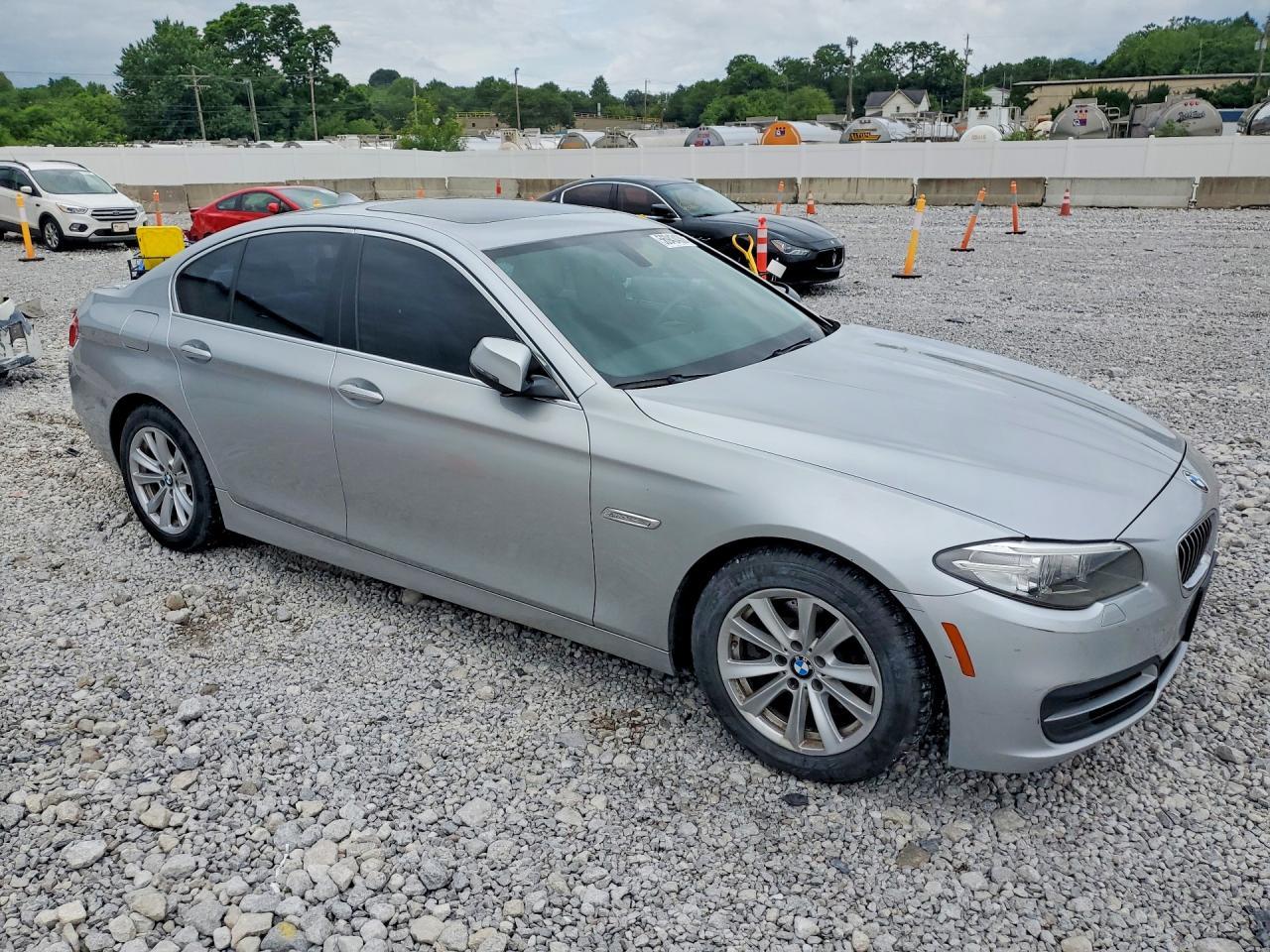 2014 BMW 528 I - zdjęcie 4