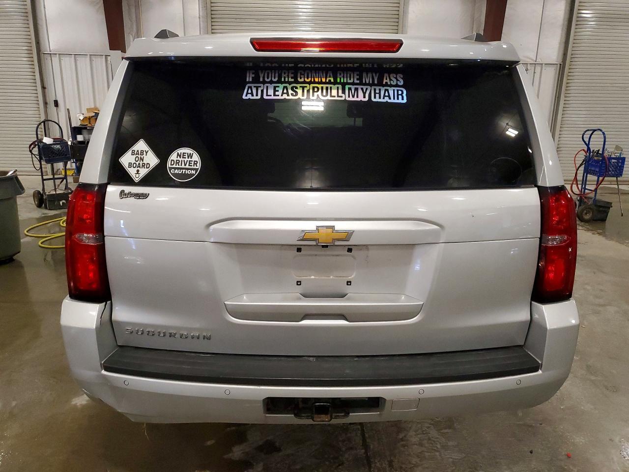2019 Chevrolet Suburban K1500 Lt - zdjęcie 6