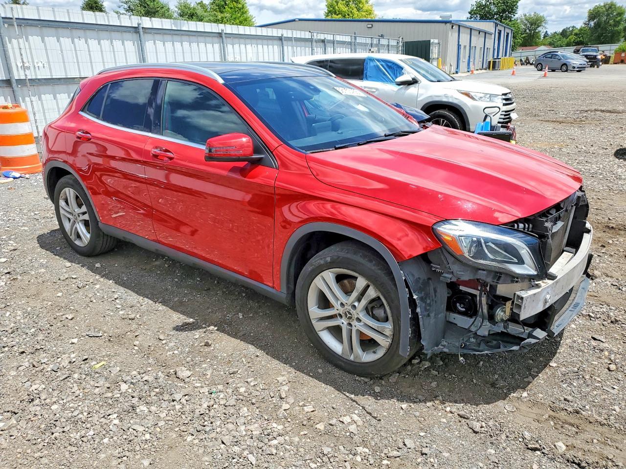 2019 Mercedes-Benz Gla 250 - zdjęcie 4