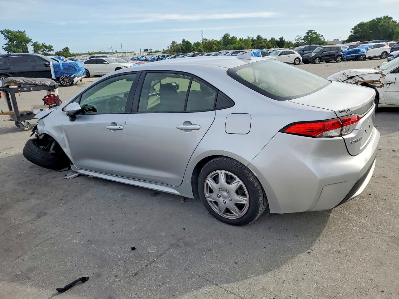 2020 Toyota Corolla Le - zdjęcie 2