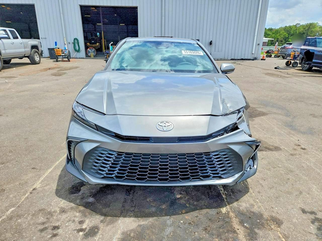 2026 Toyota Camry Se - zdjęcie 5