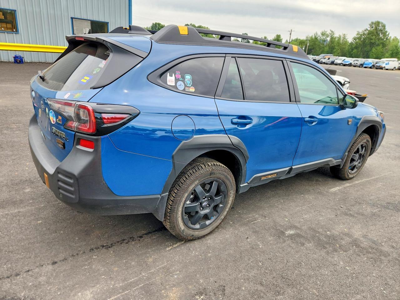 2025 Subaru Outback Wilderness - zdjęcie 3