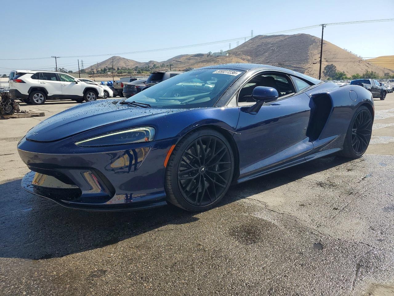 2021 McLaren GT