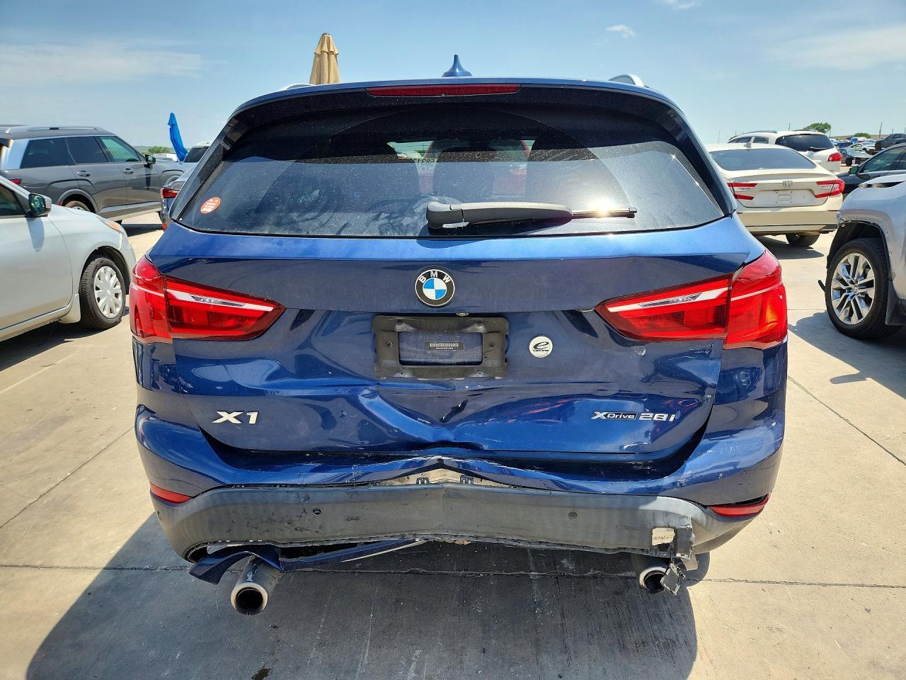 2021 BMW X1 xDrive28I - zdjęcie 6