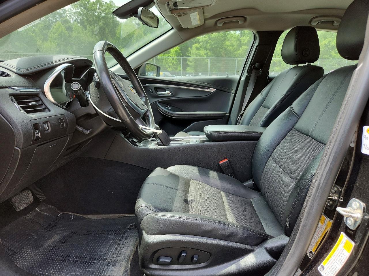 2020 Chevrolet Impala Lt - zdjęcie 7