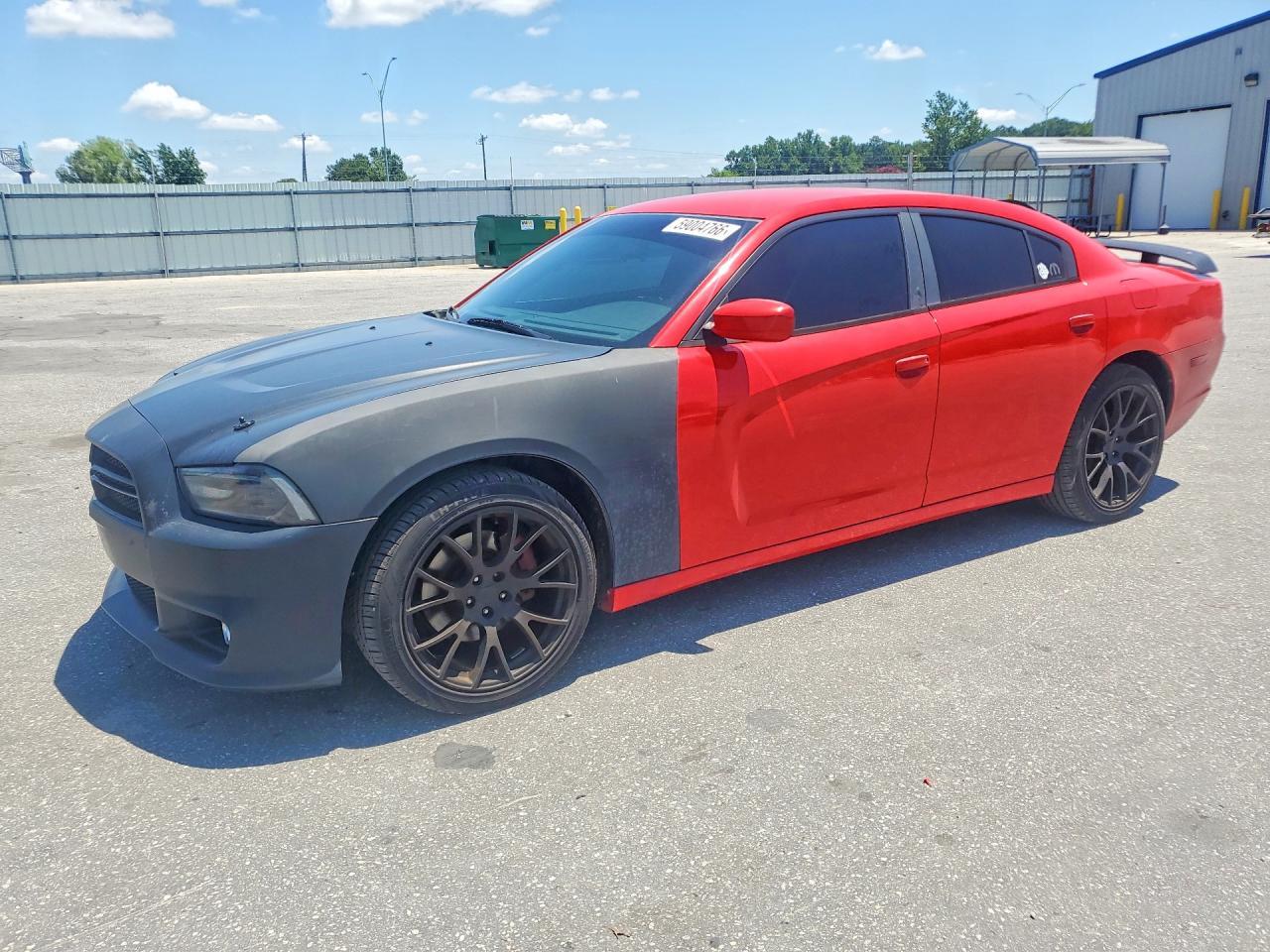 2013 Dodge Charger R - zdjęcie główne