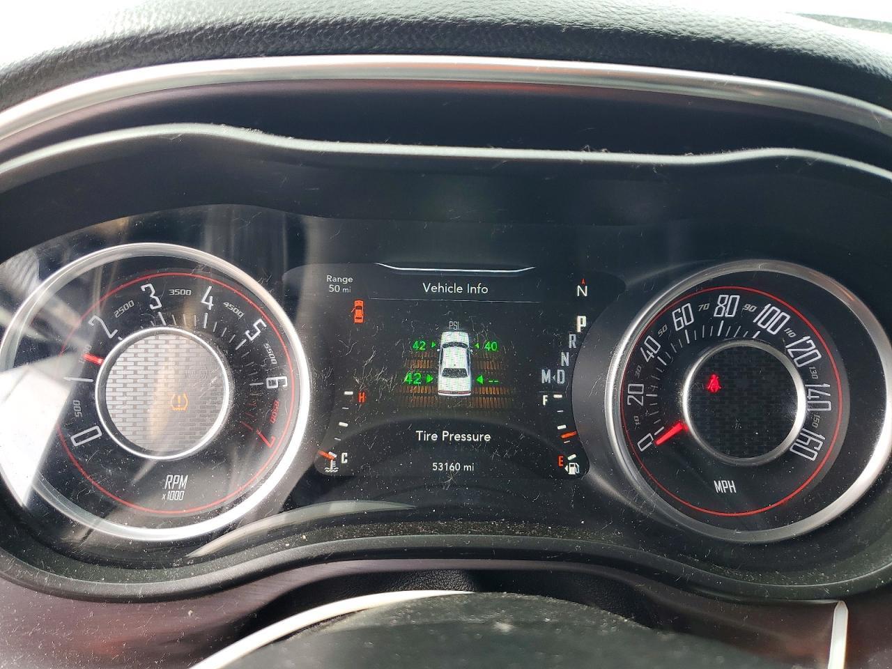 2016 Dodge Challenger - zdjęcie 9