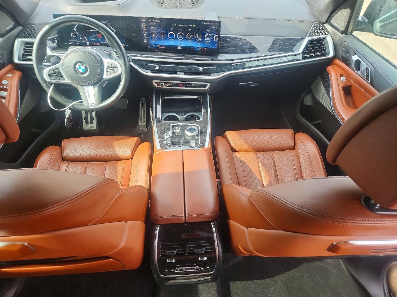 2023 BMW X7 xDrive40I - zdjęcie 8