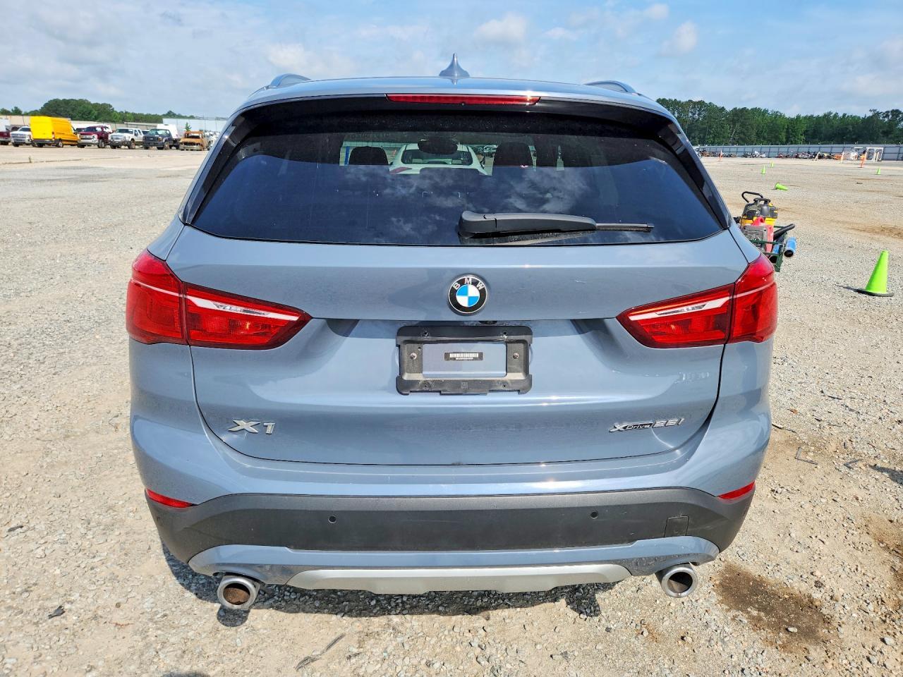 2021 BMW X1 xDrive28I - zdjęcie 6