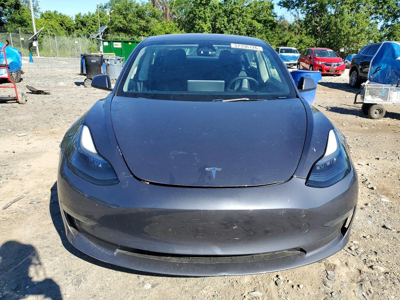 2023 Tesla Model 3 - zdjęcie 5