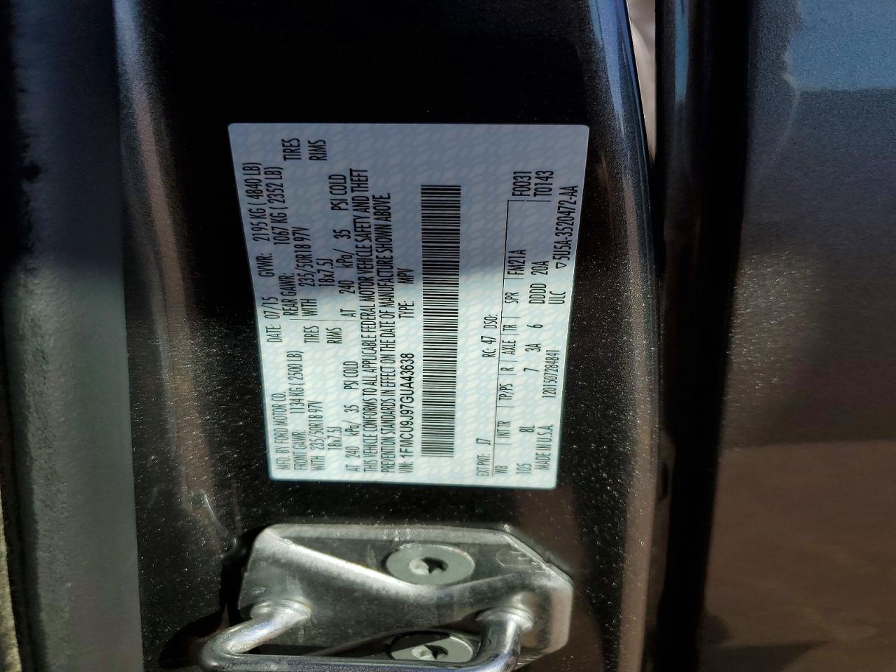 2016 Ford Escape Titanium - zdjęcie 13