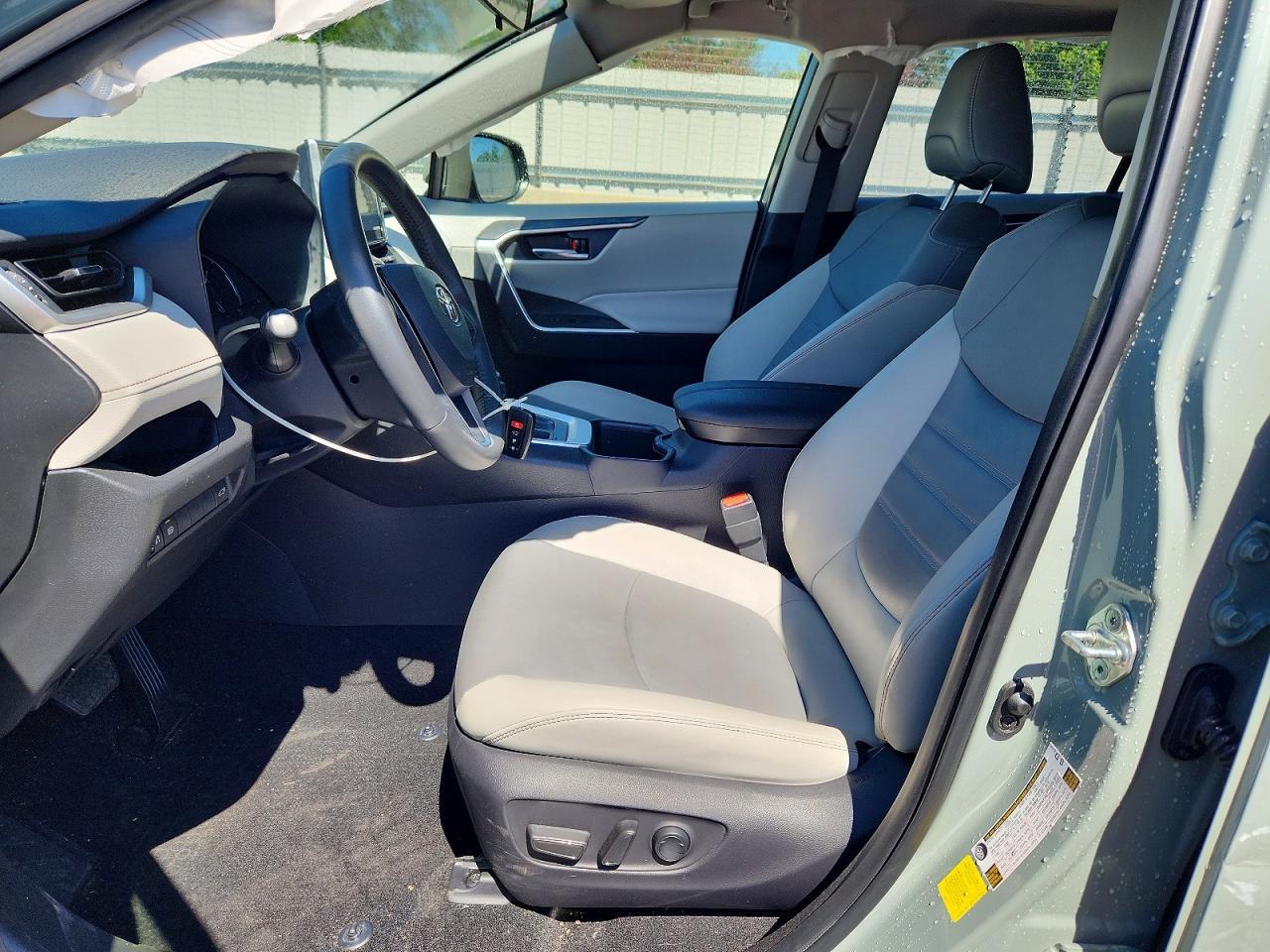2023 Toyota Rav4 Xle Premium - zdjęcie 7