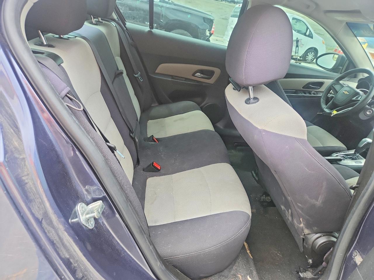 2013 Chevrolet Cruze Ls - zdjęcie 10