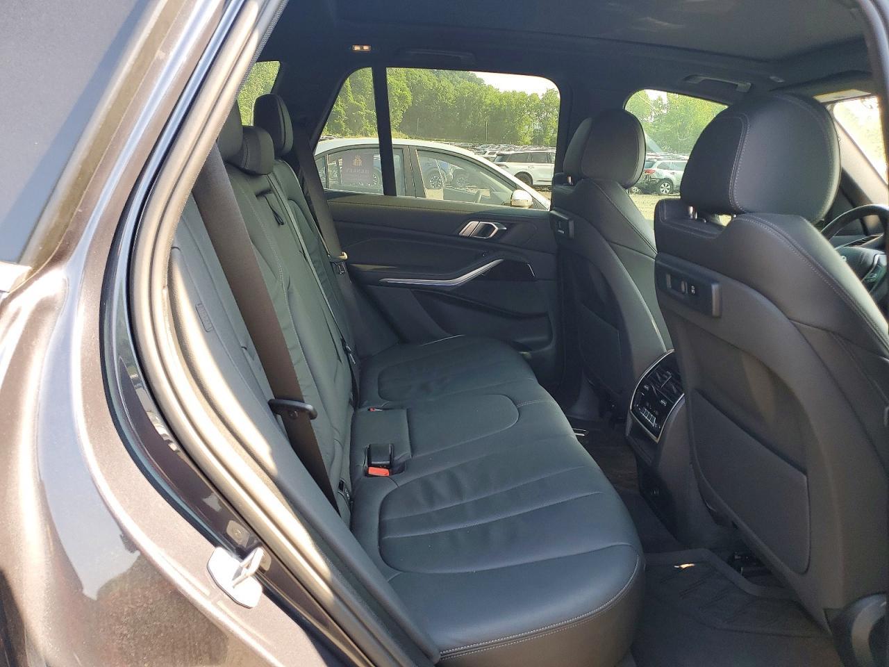 2019 BMW X5 - zdjęcie 11