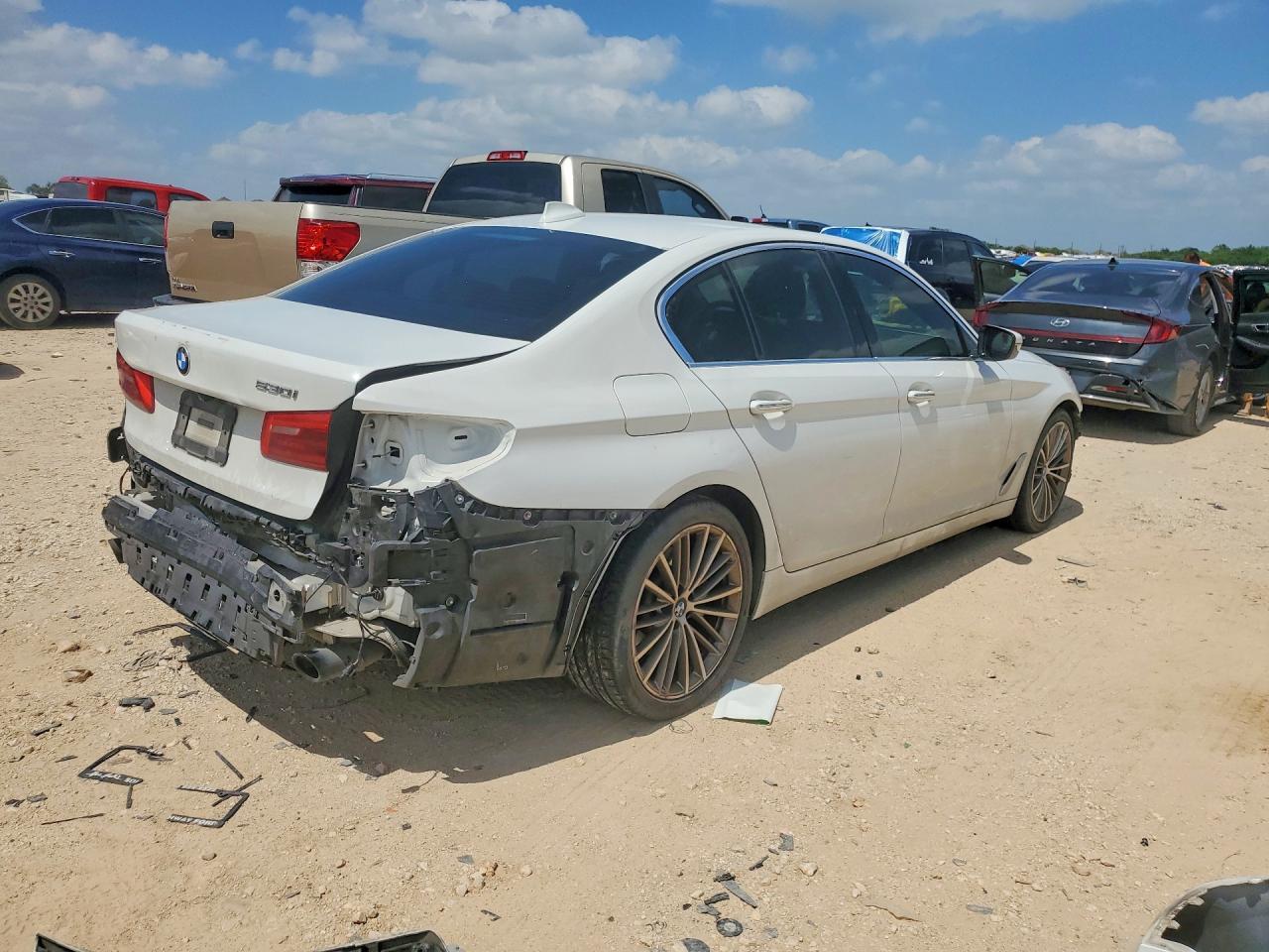 2018 BMW 530 I - zdjęcie 3