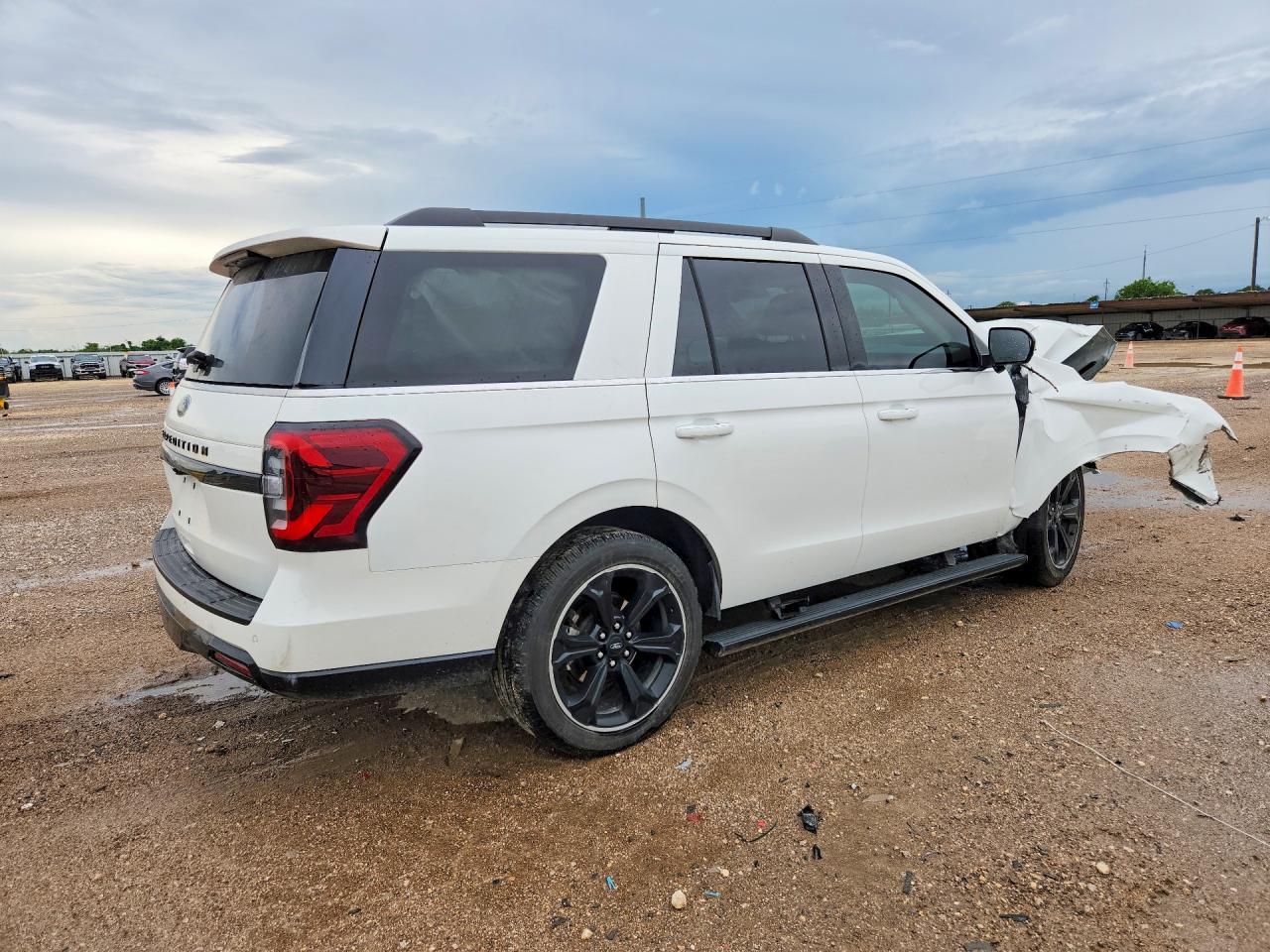 2024 Ford Expedition Limited - zdjęcie 3